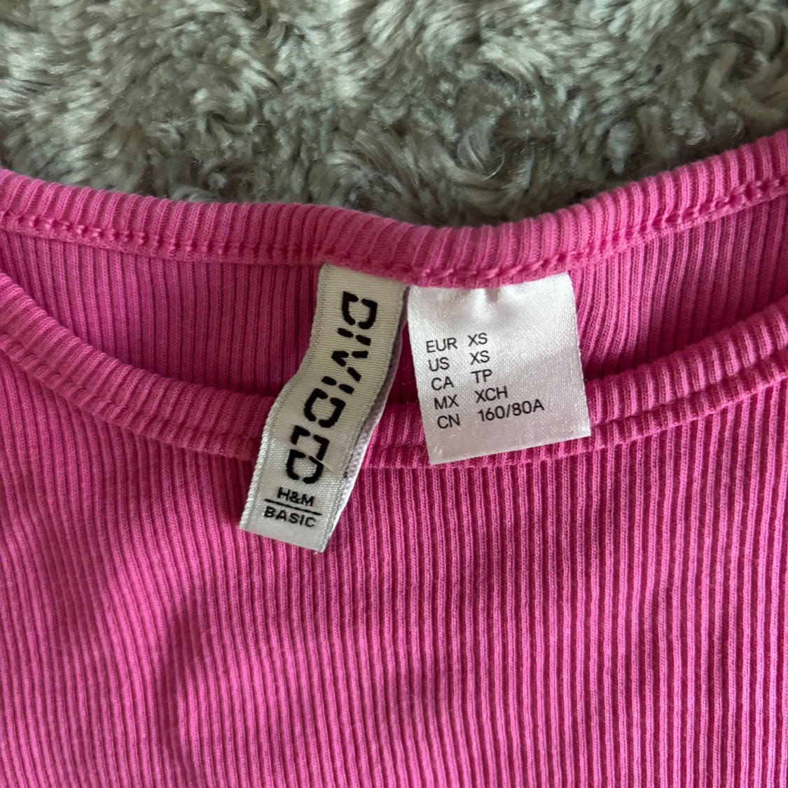 Rosa ribbad topp från H&M Divided - 2