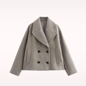 Höstjacka - Superfin höstjacka från Design by Amor. Den är helt oanvänd och säljer då den tyvärr var för stor på mig! Öppen för prisförslag 🤍