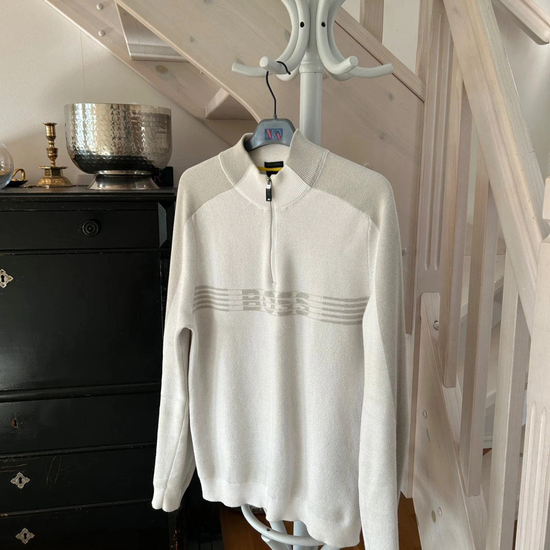 Vit stickad BOSS Zirros QZ half zip tröja 