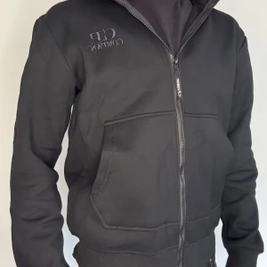 Svart cp kofta - Helt ny 