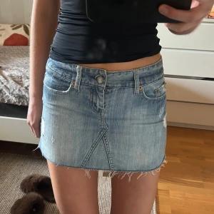 Jeanskjol  - Snygg jeans kjol utan några defekter! 