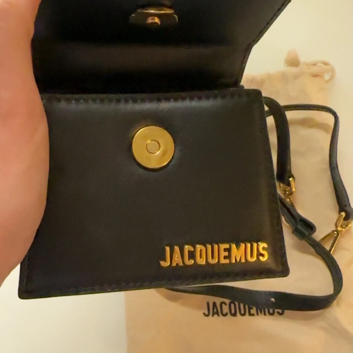 Jacquemus svart minihandväska i skinn - 1