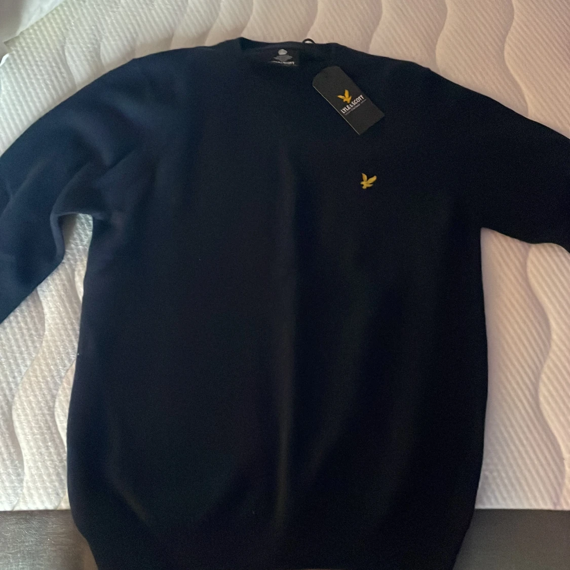 Mörkblå stickad tröja Lyle & Scott - 1