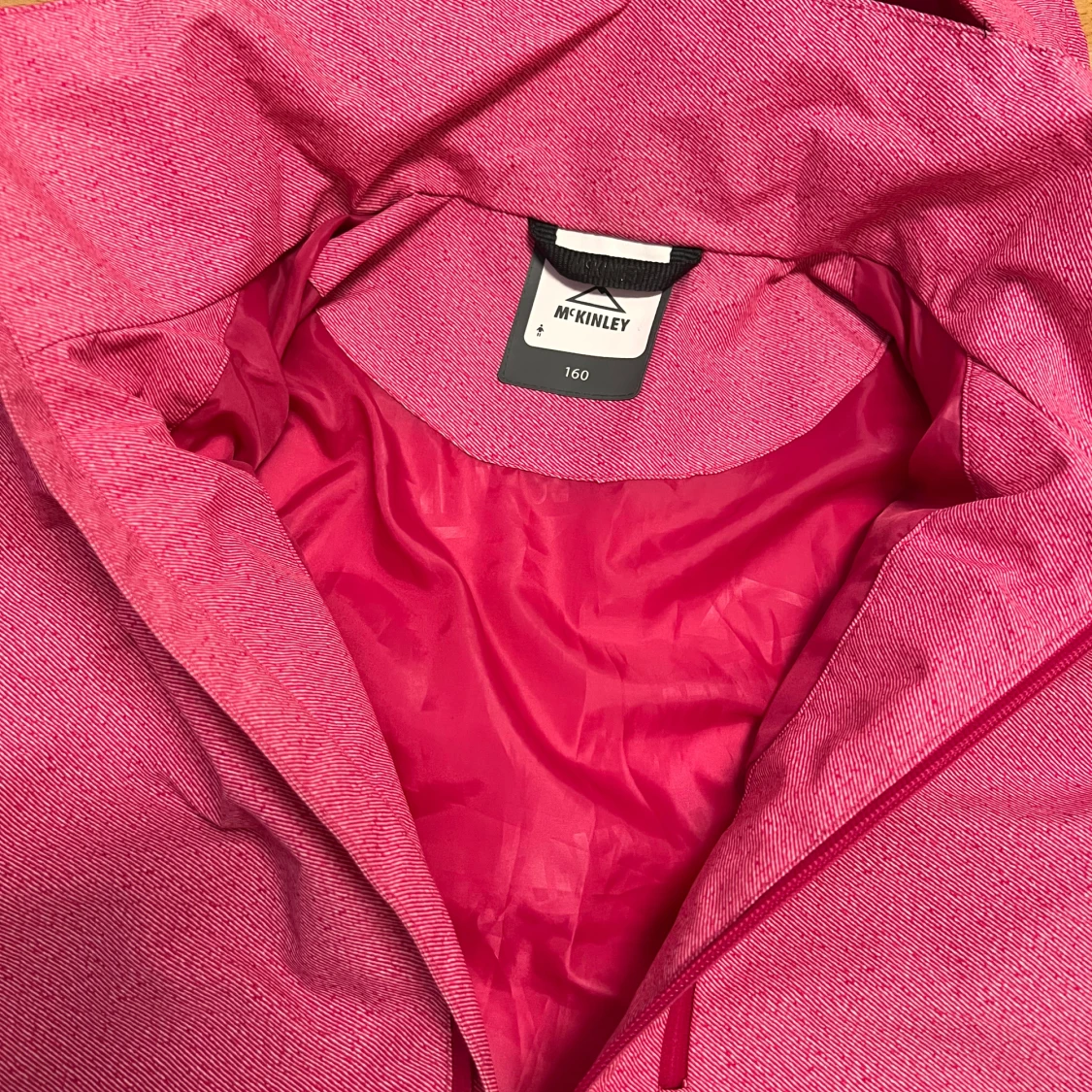Rosa vindjacka från McKinley - 4