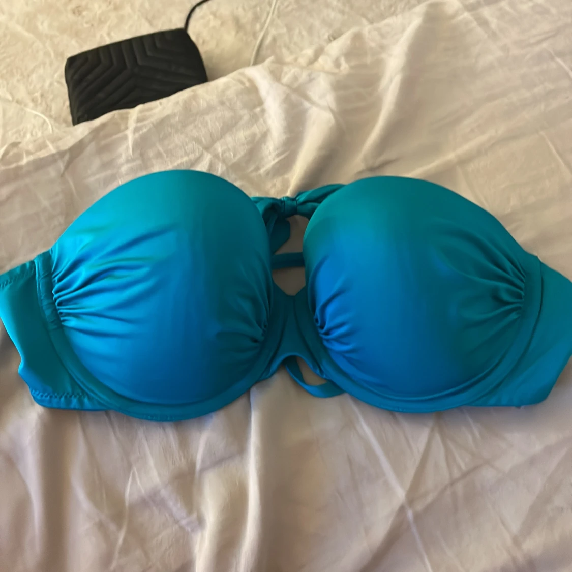 En vacker fin bikini överdel