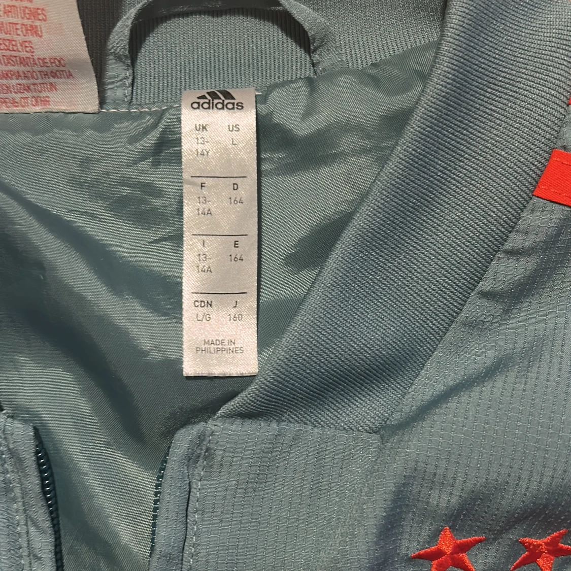 Adidas Bayern München vindjacka/ storlek 164 men passar till S också👍 - 1