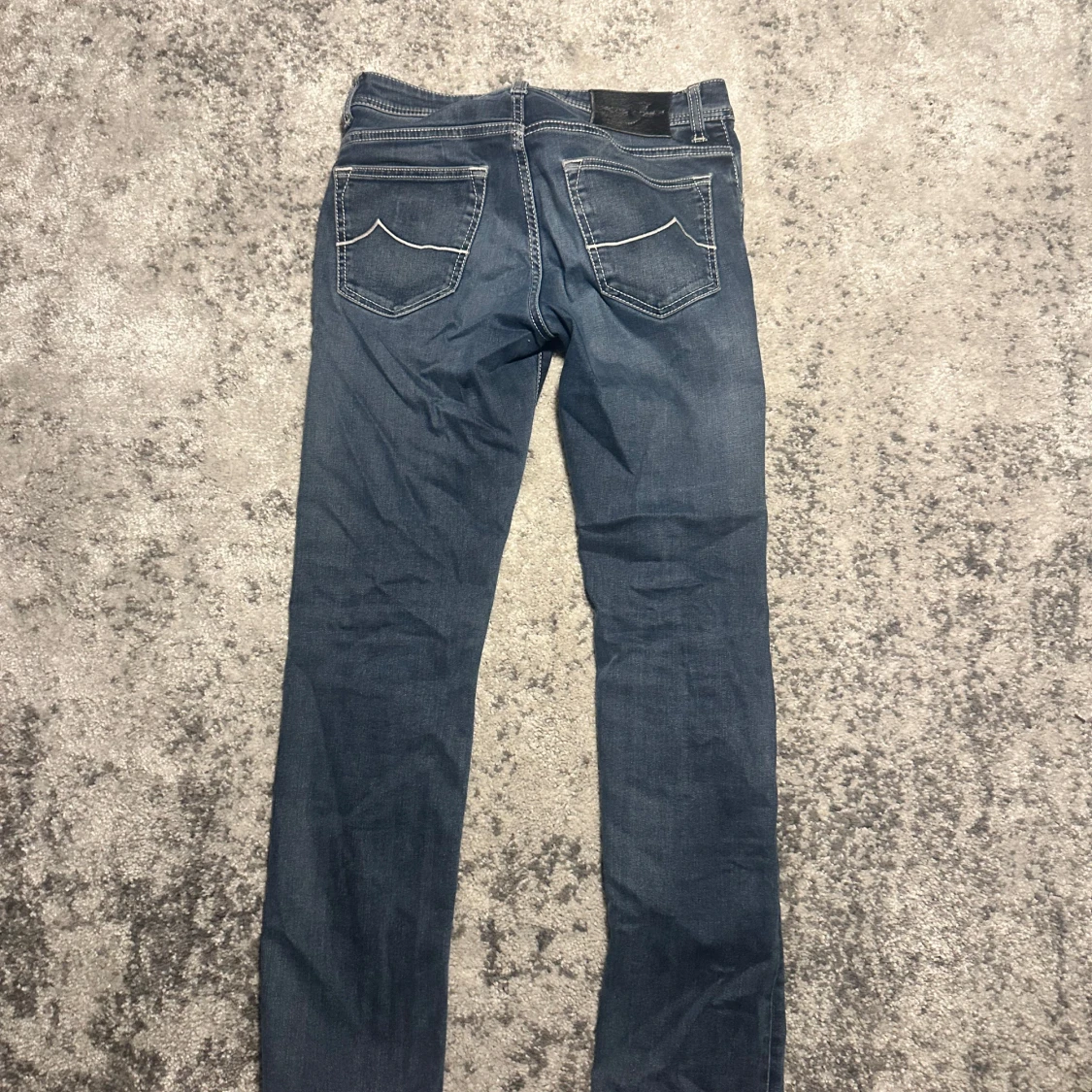 Mörkblå  från Jacob Cohen - 1