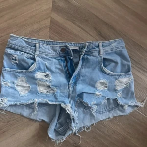 Lågmidjade jeansshorts - Jeansshorts🩵🩵
