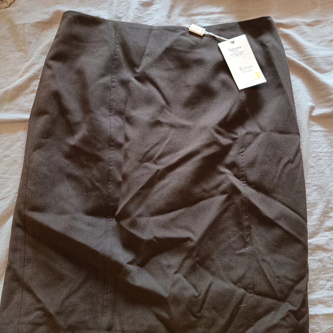 Brun pennkjol från simona