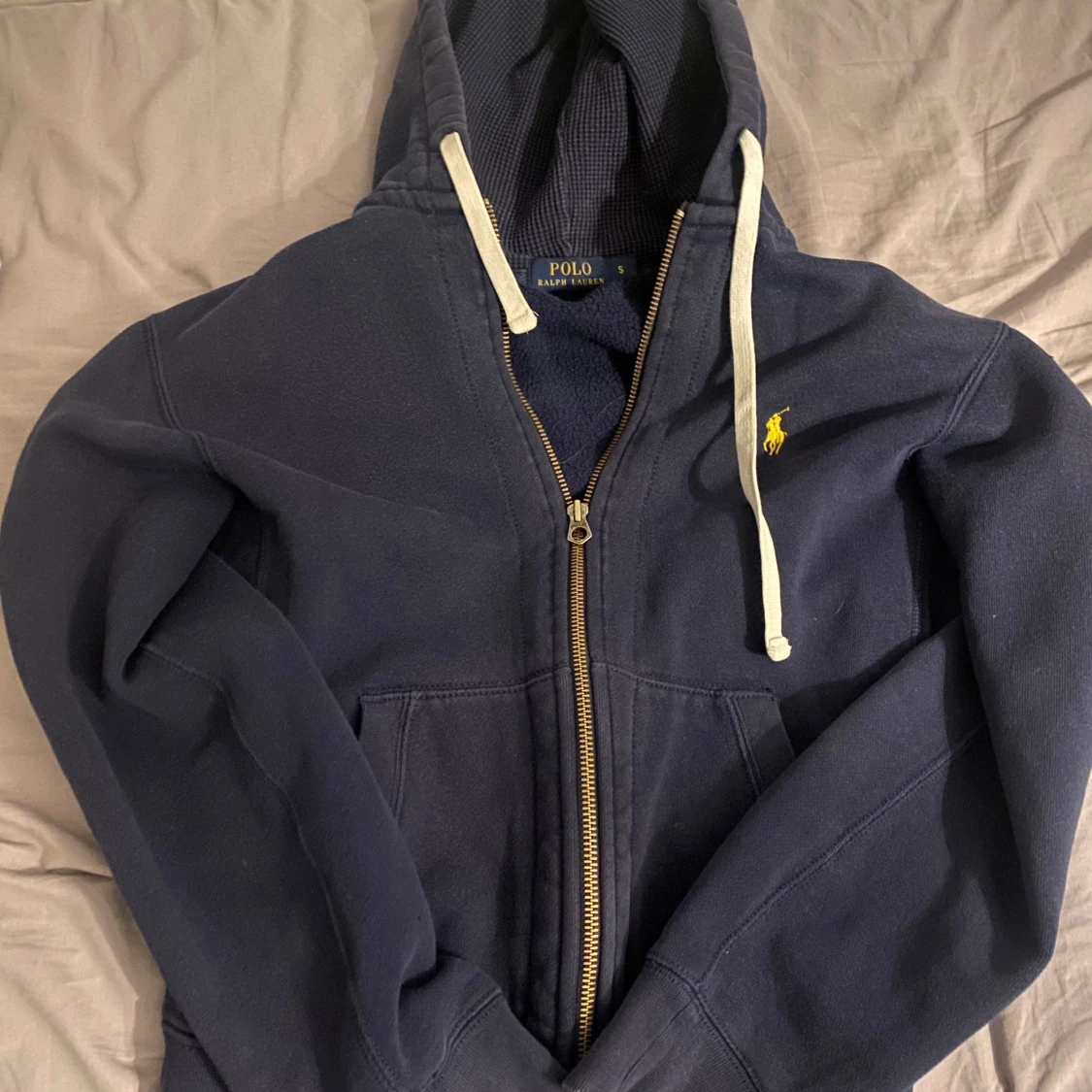 Marinblå hoodie från Polo Ralph Lauren