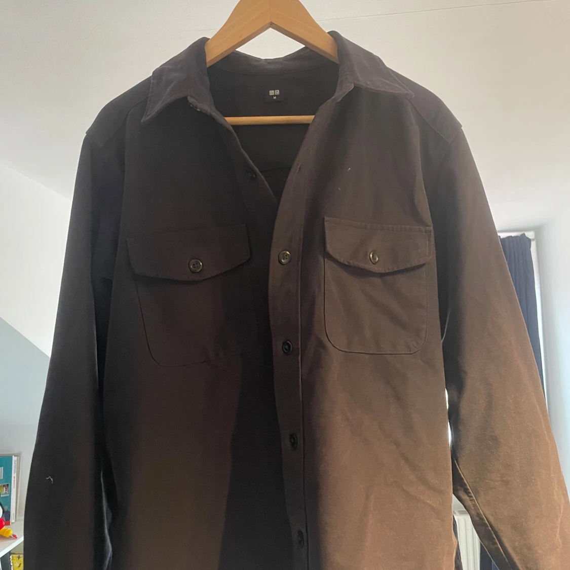 Overrshirt från Uniqlo