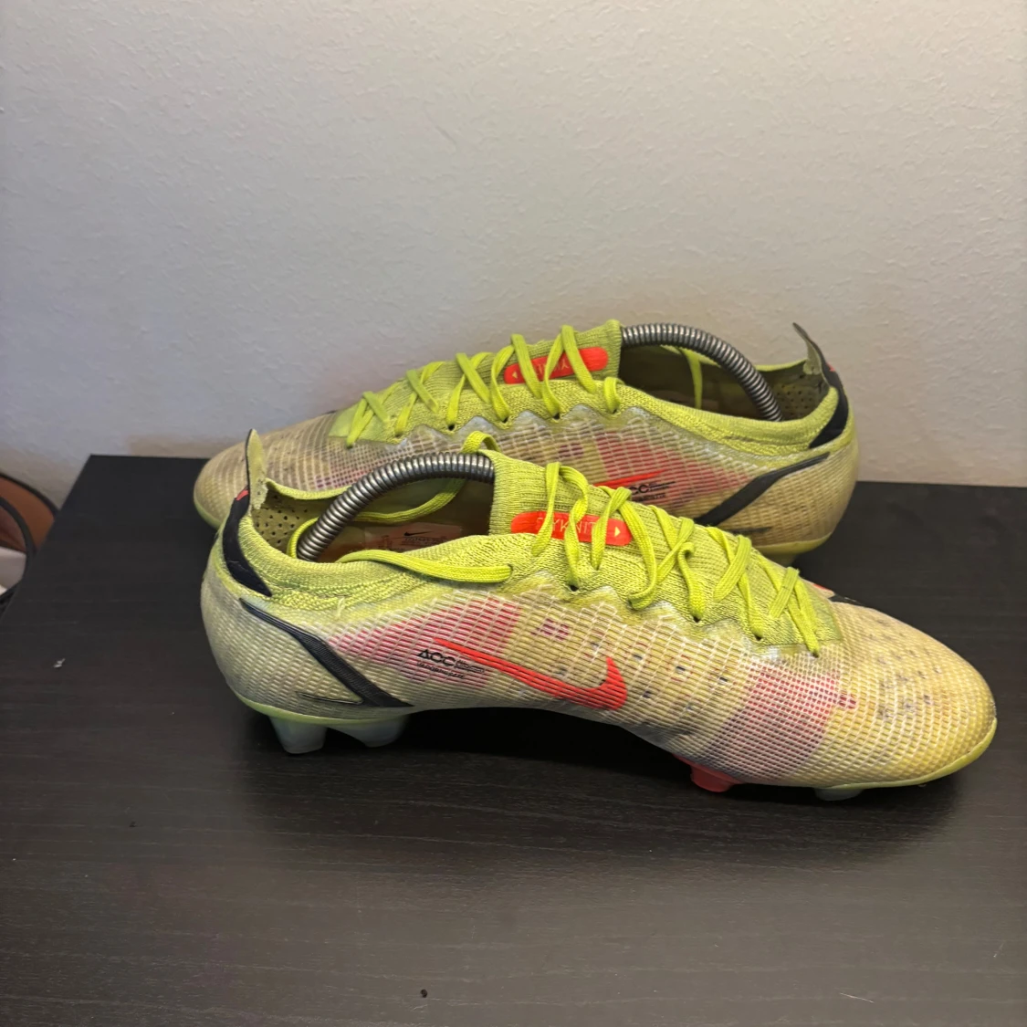 Nike Mercurial fotbollsskor gul/röd storlek 44 - 2