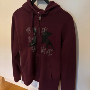 One Of One Hoodie - One Of Ome hoodie Storlek M Fint skick 
