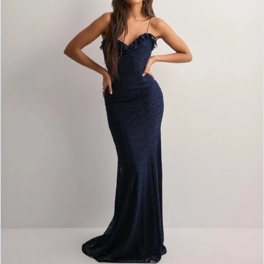 Marinblå balklänning