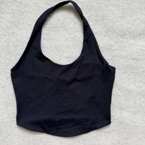 Svart topp - Snygg topp i ”baddräkt” material 🩷