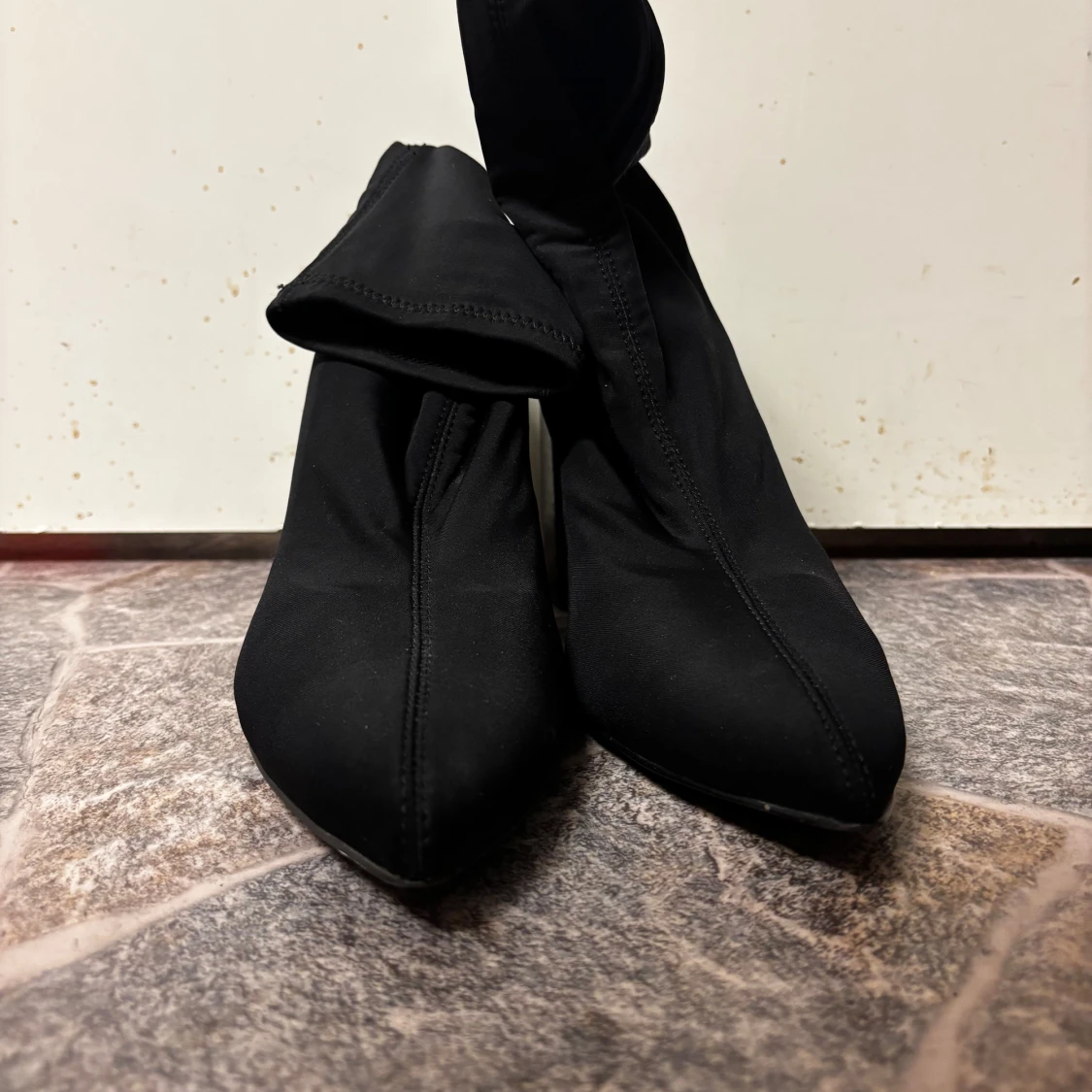 Svarta stövletter med klack - 1