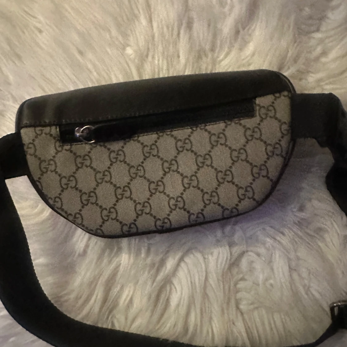 Mönstrad väska  - 1