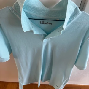 Stenströms pique. - säljer nu denna pique från Stenströms, storlek m, den är aldrig använd och är som ny, nypris 1300kr.