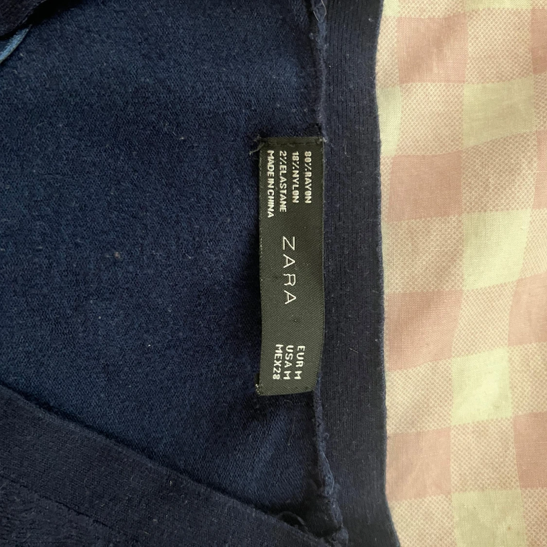 Mörkblå tröja från Zara - 1