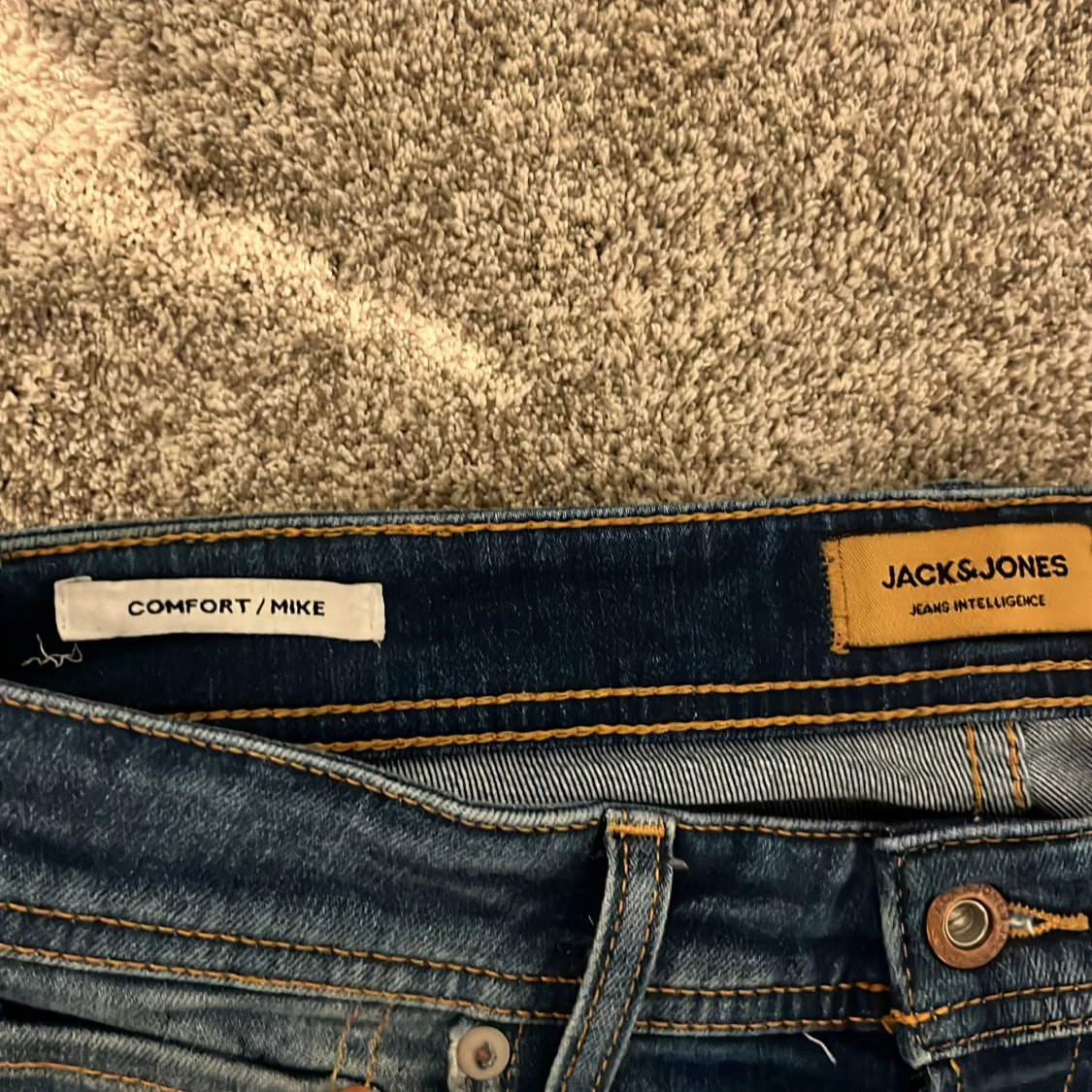 Blå jeans från Jack & Jones - 2