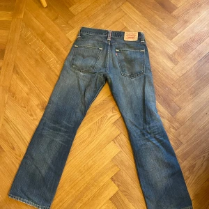 Levi's 506 jeans - Säljer ett par Levi's 506 jeans i blå denim.  Riktigt nice fit. 