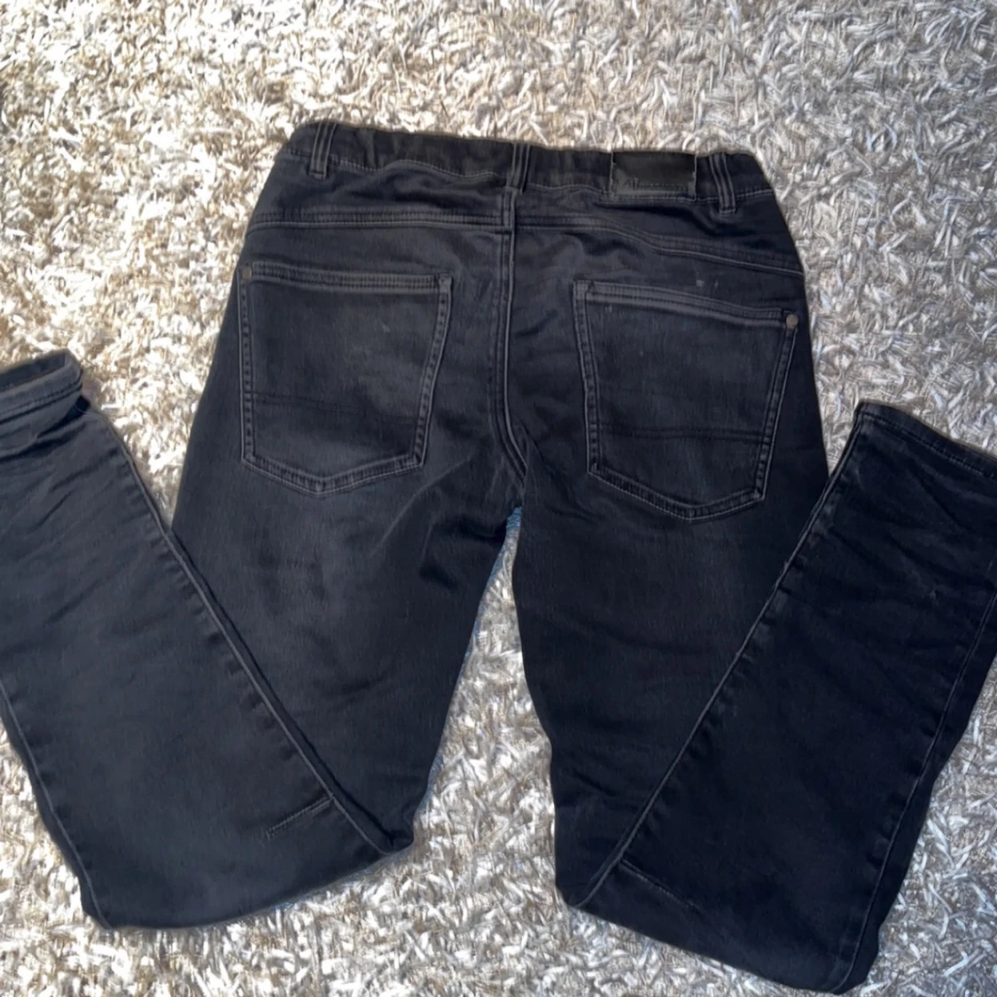 Svarta jeansbyxor - 3