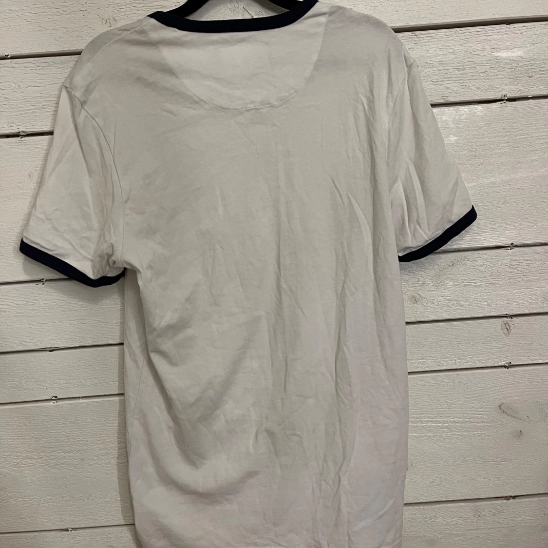 Vit t-shirt från Lyle & Scott - 3