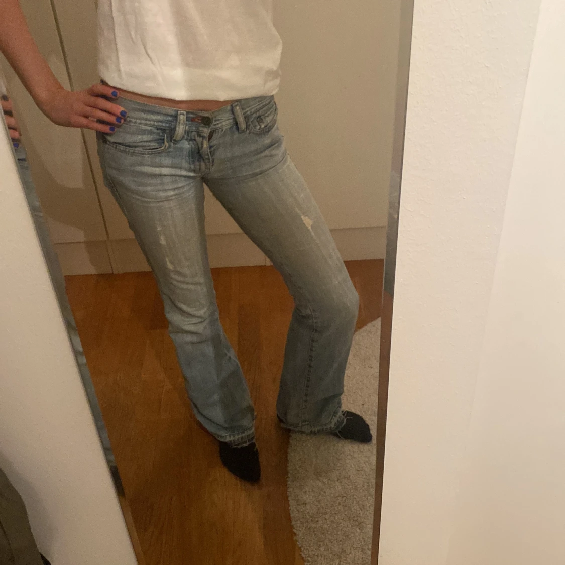 Ljusblå bootcut jeans - 2