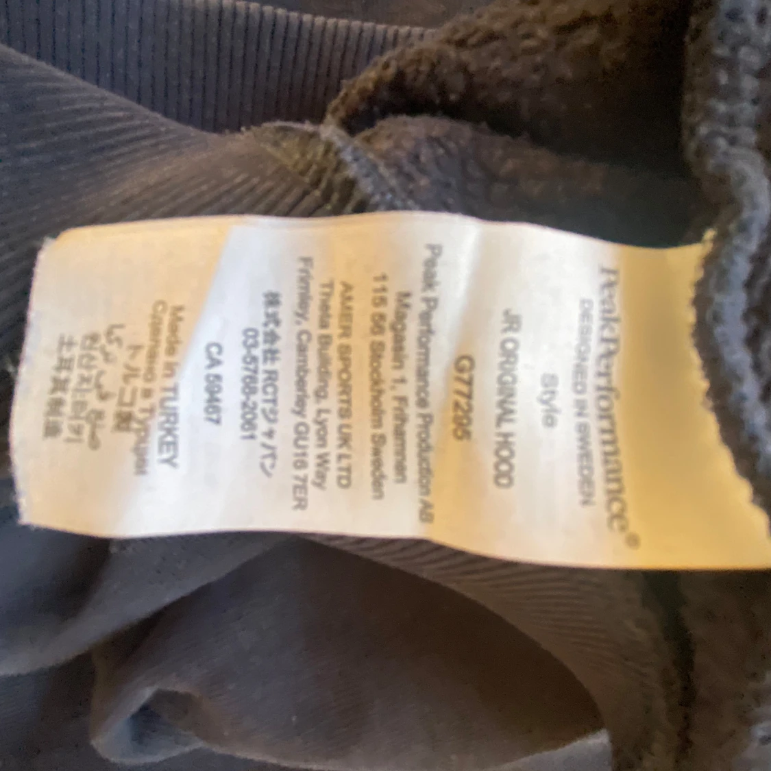 Mörkblå Peak Performance hoodie - 2