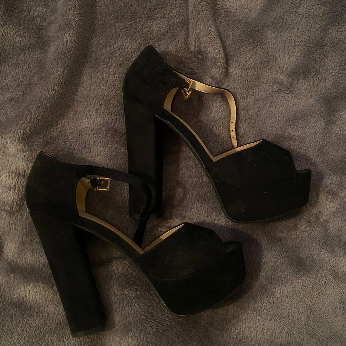 Svarta klackskor från Boohoo - 2