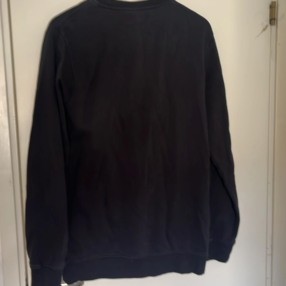 Svart sweatshirt  - 1