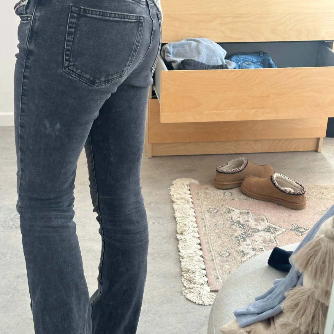 Svarta bootcut jeans från Diesel - 4