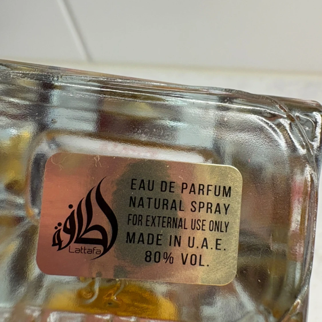 Ana Abiyedh Rouge parfym från Lattafa - 2