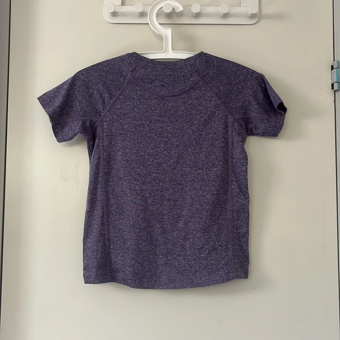 Lila tränings-tshirt från X-TRAIL - 1