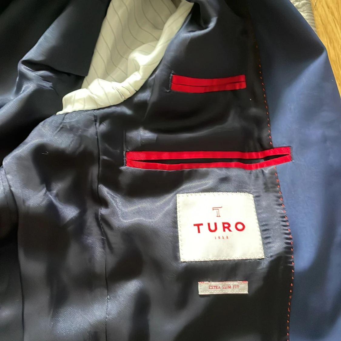 Blå kostym från Turo Extra Slim Fit - 3