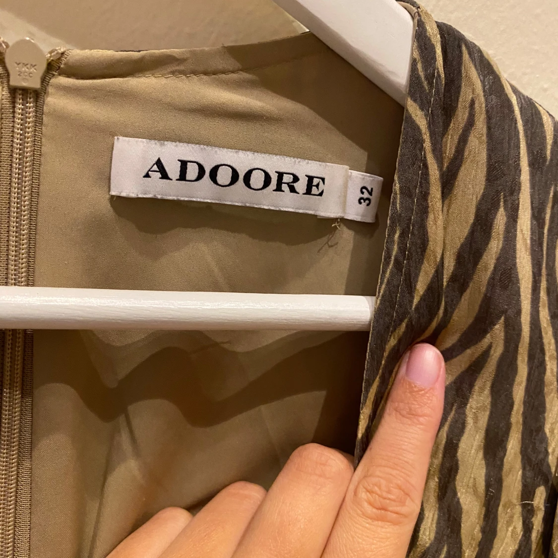 Zebramönstrad långklänning från Adoore - 1