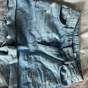 Jeanshorts - Passar inte längre. Knappt använda💕