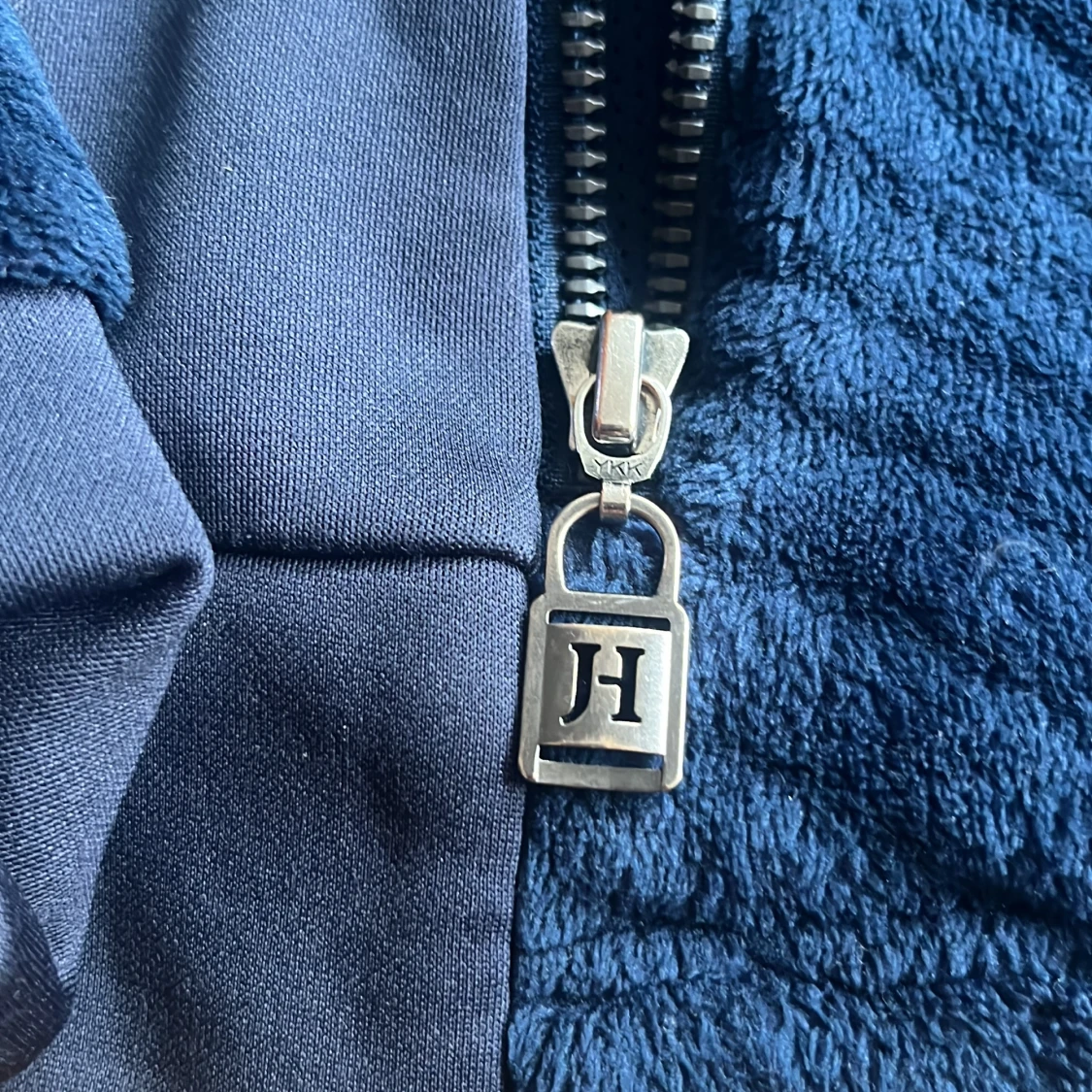 Marinblå teddyjacka från JH Collection - 3