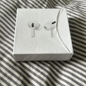 Hörlurar - Hörlurar små bra inte använda helt nya laddre finns