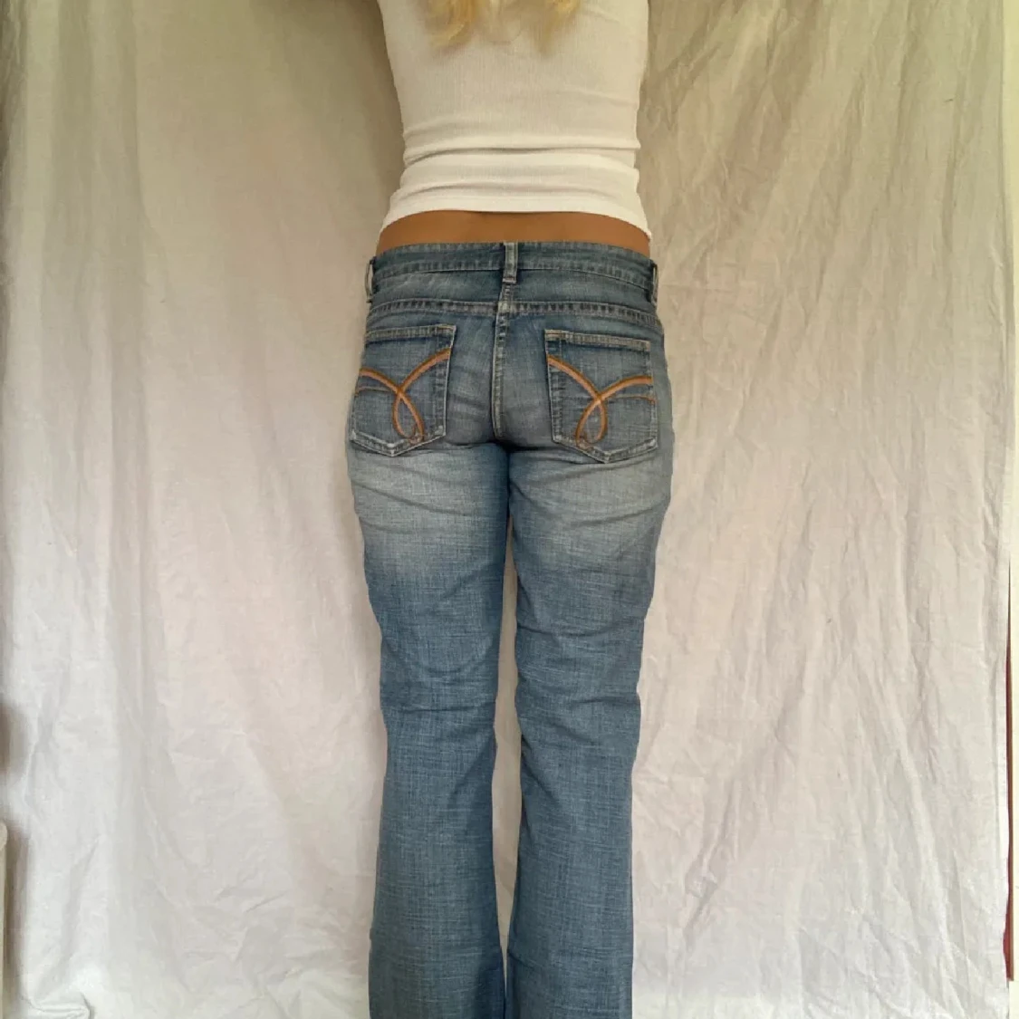 Lågmidjade bootcut jeans