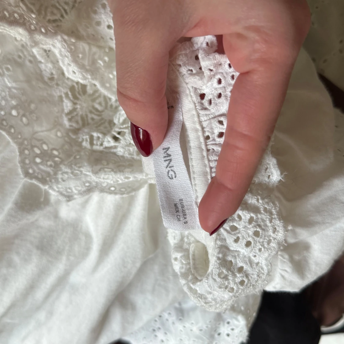 Vit spetsblus Mango  - 1