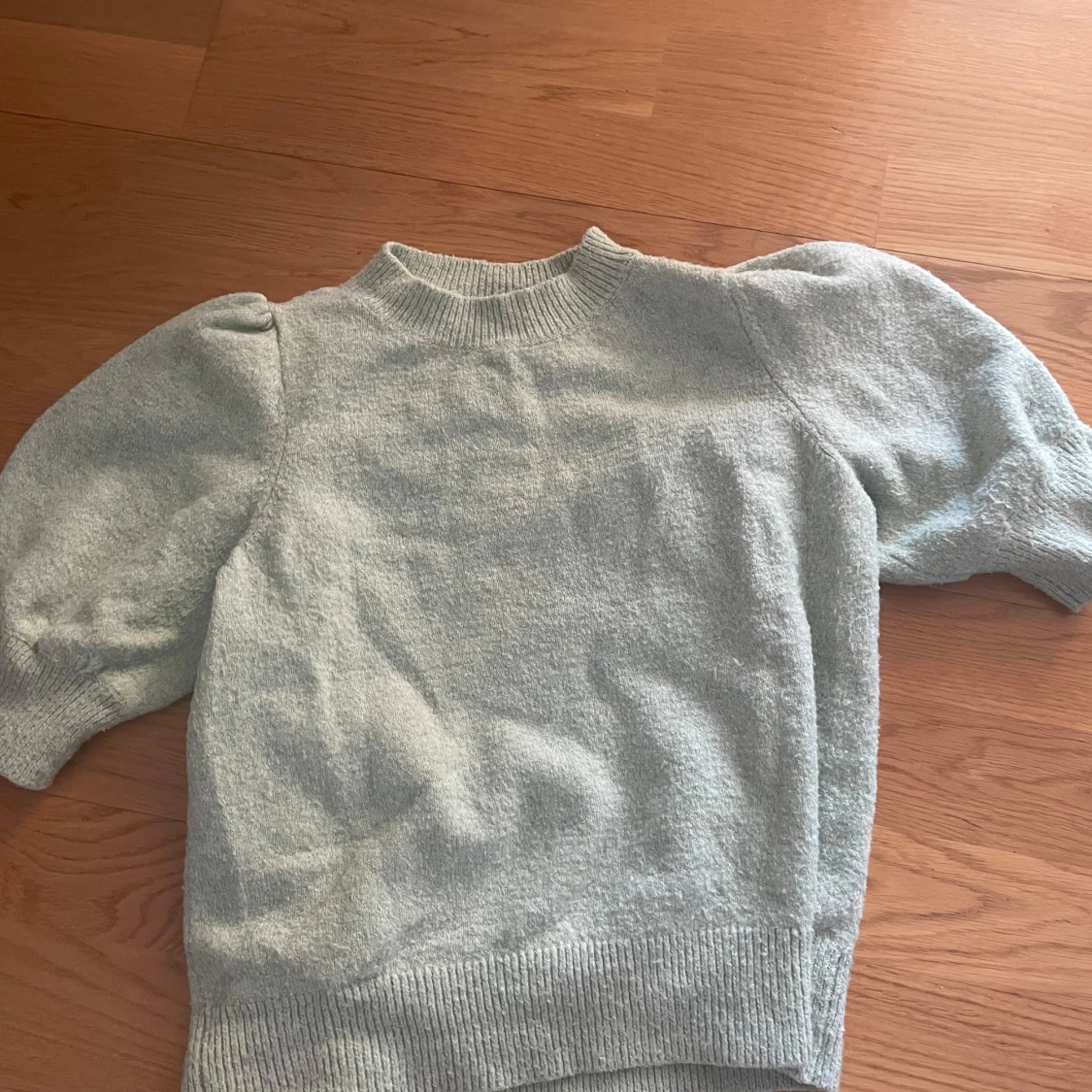 Ljusgrön stickad tröja Vero Moda