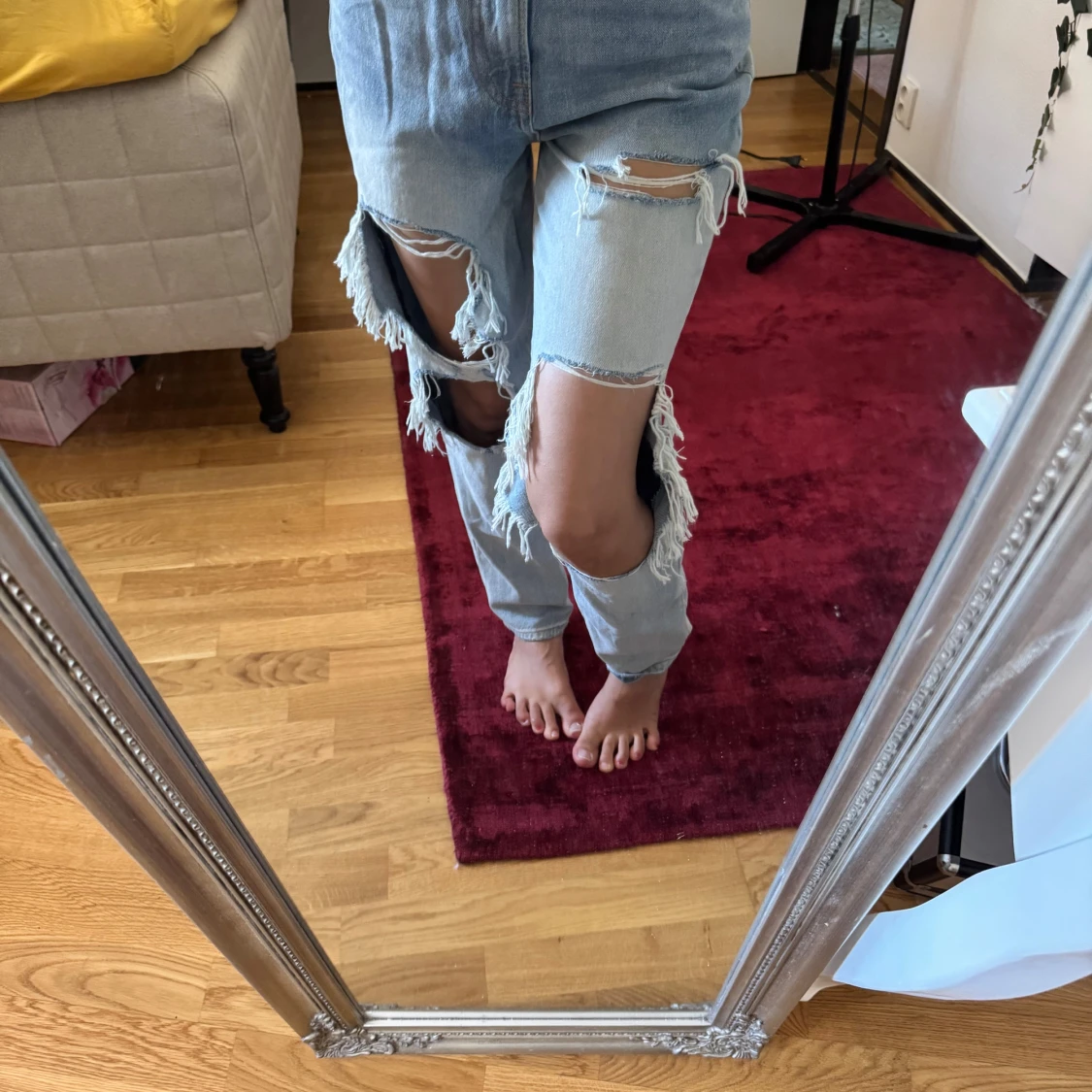 Ljusblå ripped high waist jeans