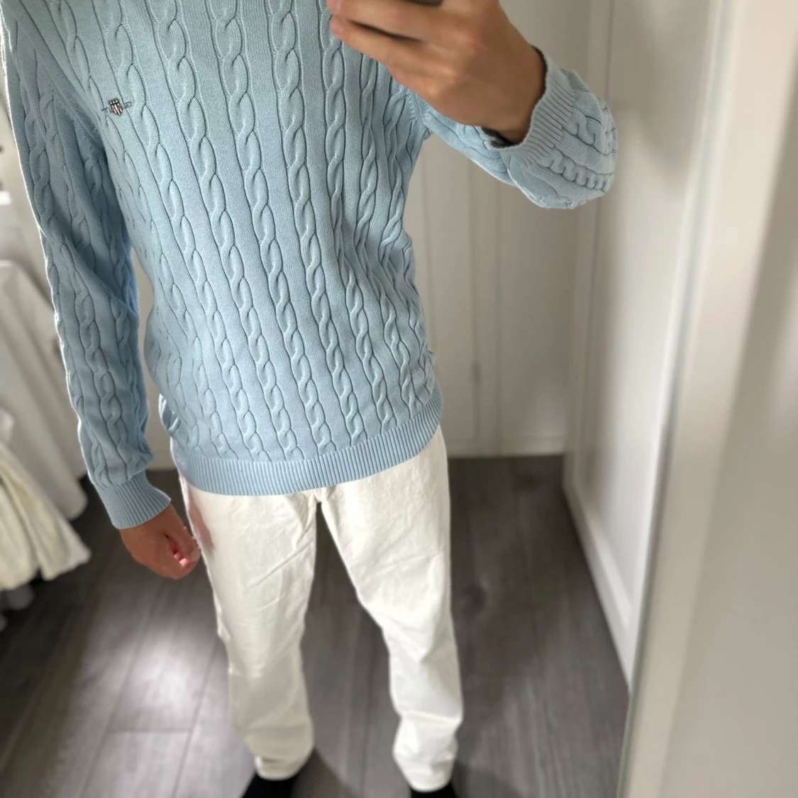 Ljusblå kabelstickad tröja från GANT - 1