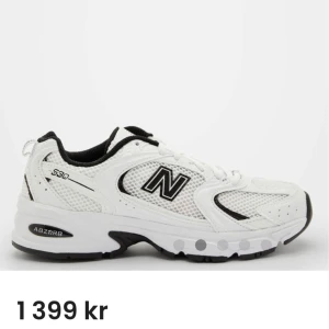 new balance - såå fina lite använda men väldigt bra skick!!! nypris 1399 mitt pris 899 storlek 37 ❤️ 