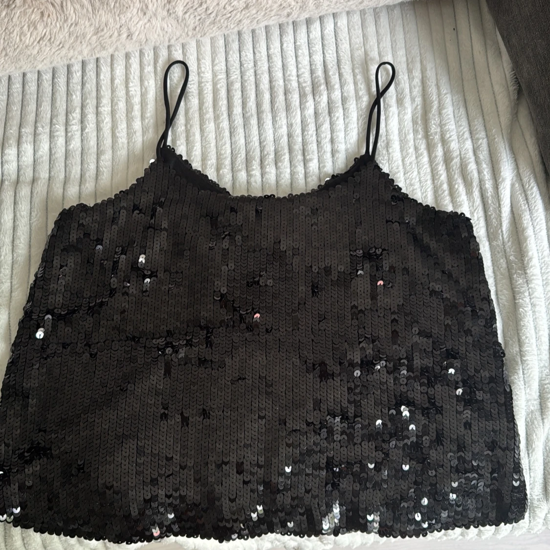 Svart glitter topp  - 2