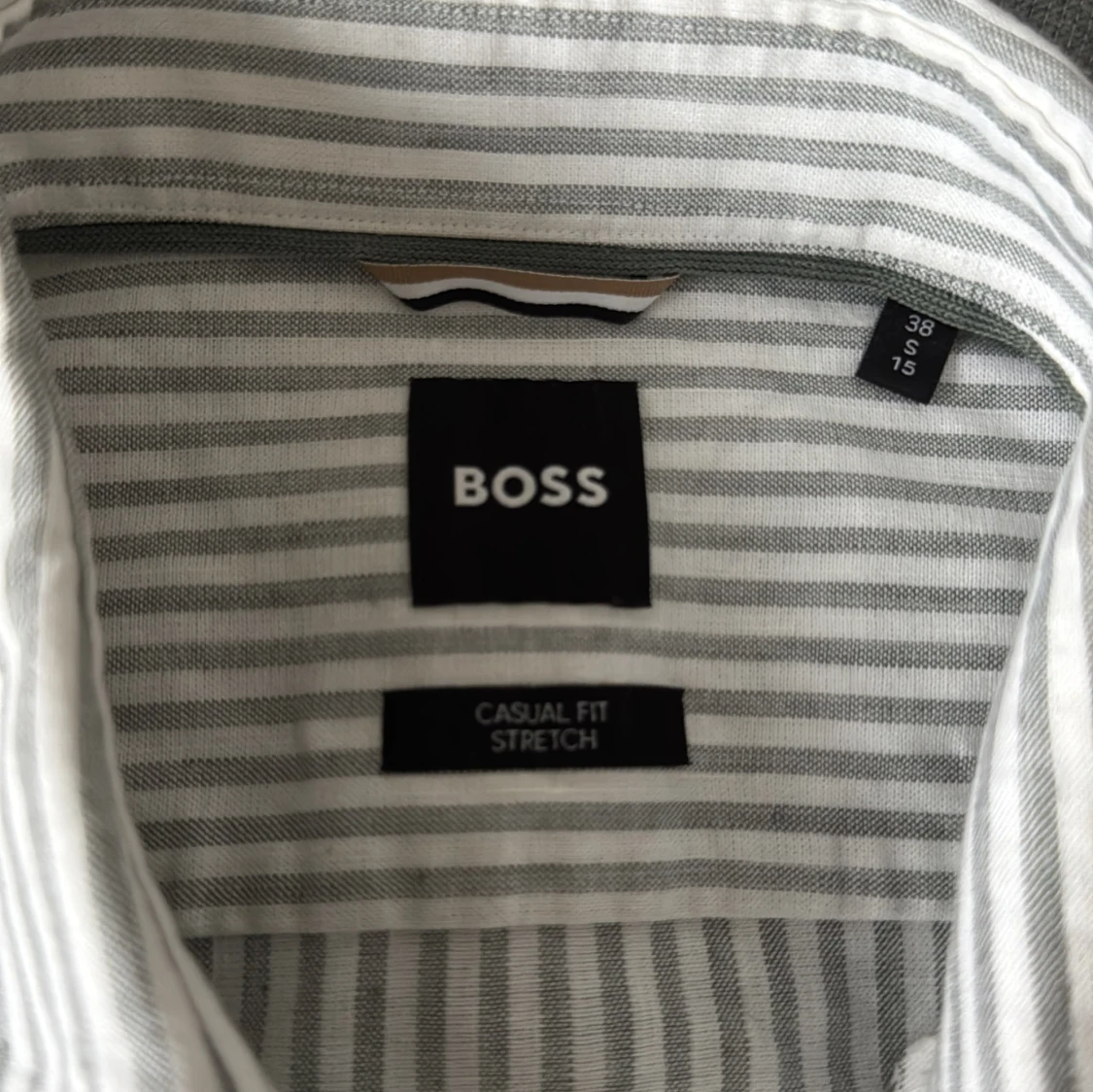 Randig skjorta från BOSS i bomull - 1