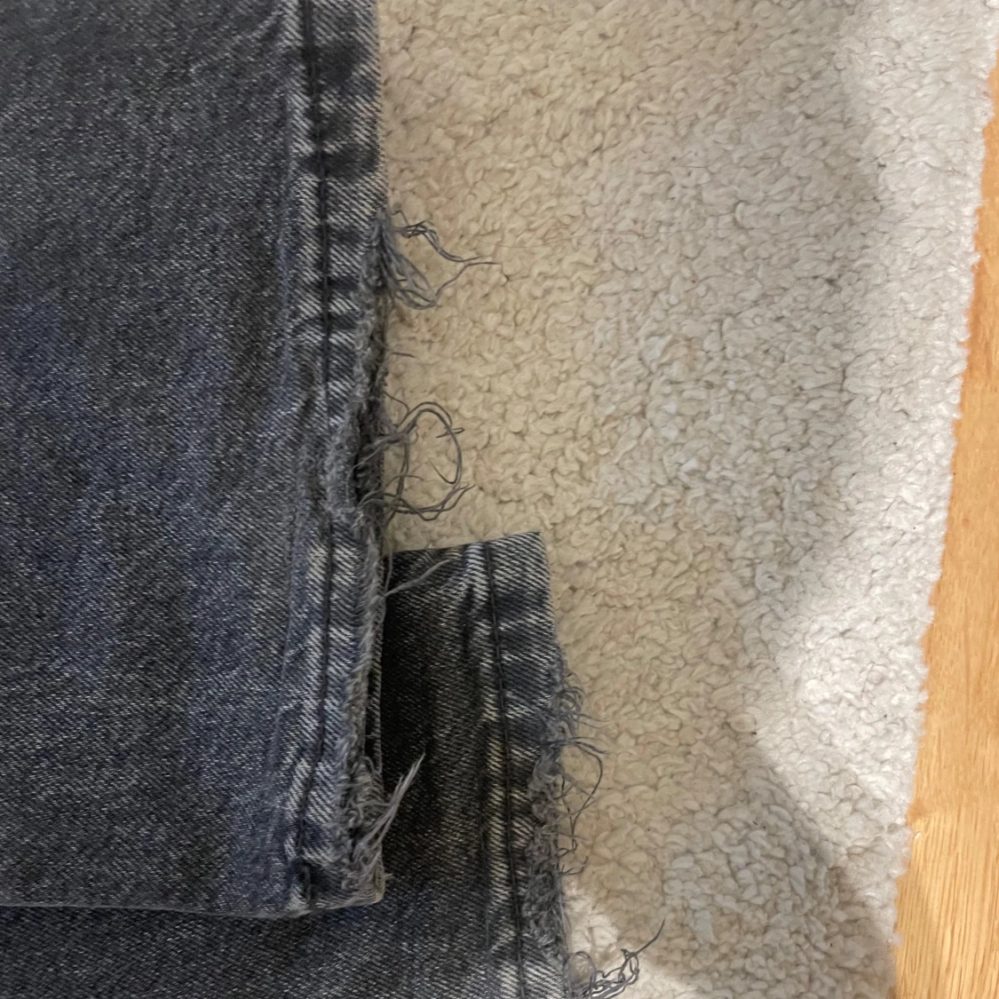 Gråa Levis jeans - 3