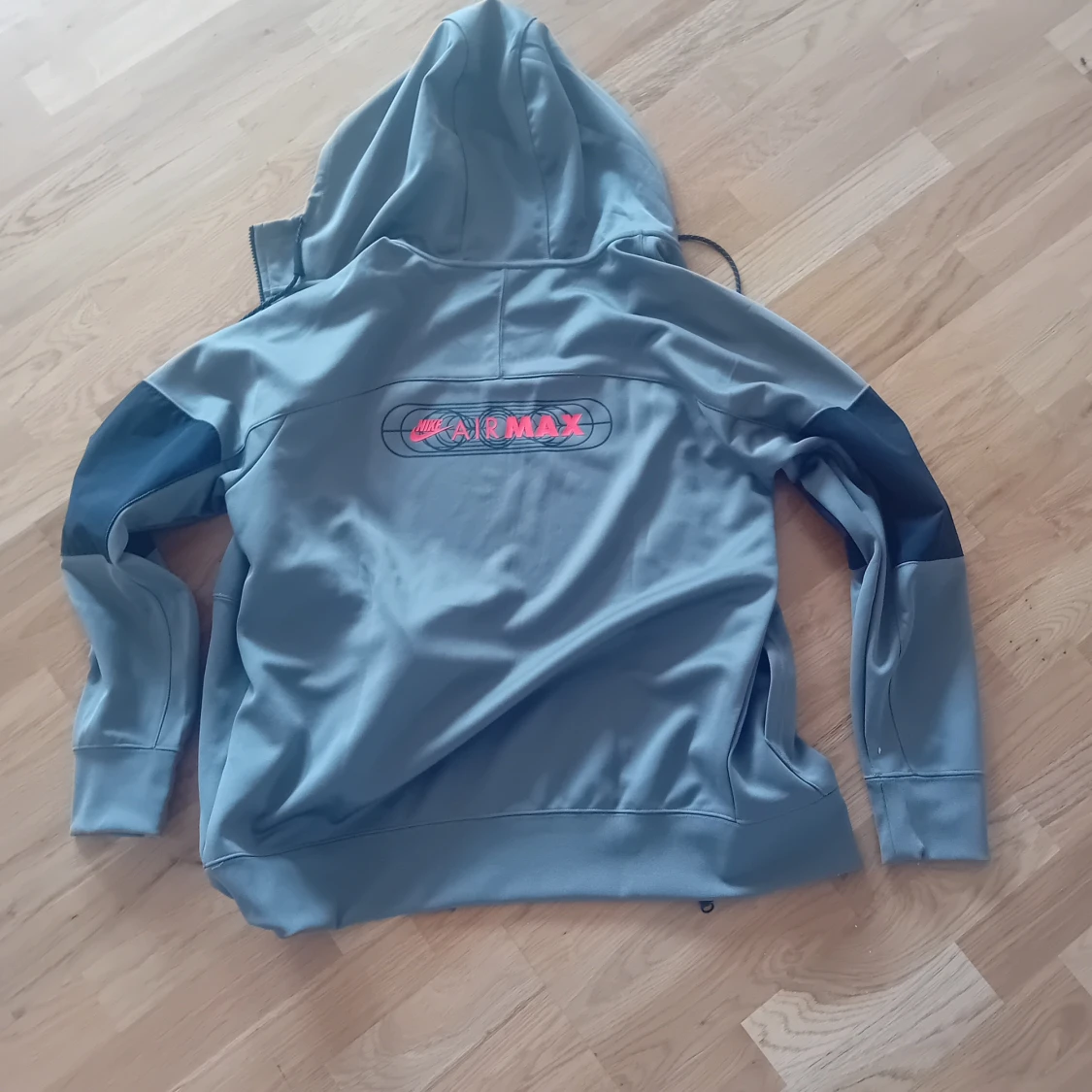 Nike Air Max grå vindjacka med huva - 1