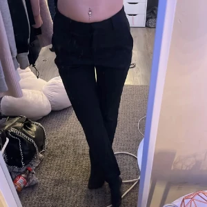 kostymbyxor  - 🌸